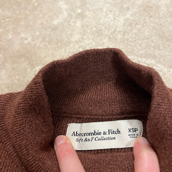 Abercrombie & Fitch Women’s Mock Neck Sweater Brown Dress Size XSP - Picture 3 of 7